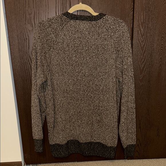 Frederik Anderson Copenhagen Tan and Brown Crewneck Sweater with Textured Knit - Picture 4 of 4